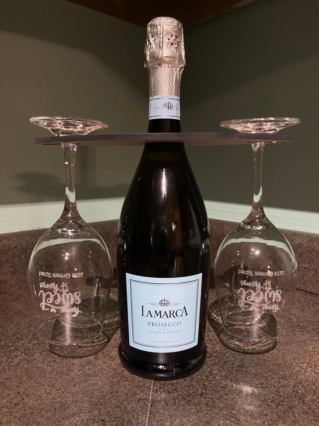 11 oz Wine Glasses, w/holder